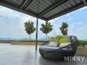 Netizen near MRT Balcony View